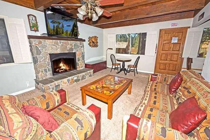 Room 9 of 21