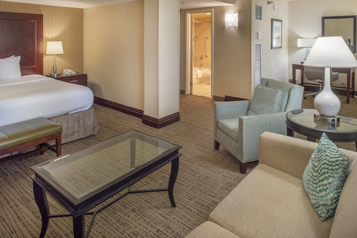 Crowne Plaza St. Louis Airport by IHG