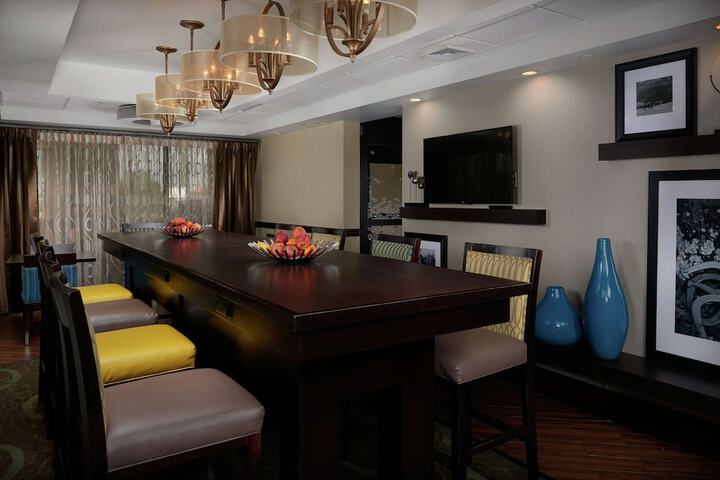 Hotel Interior 6 of 23