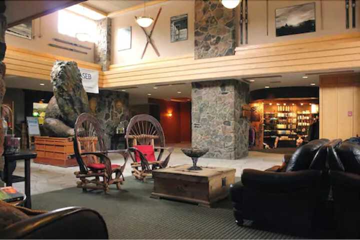 Hotel Interior 11 of 35