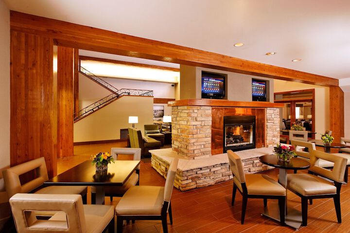 Hotel Interior 10 of 42