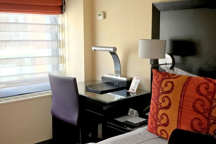 Room 80 of 108