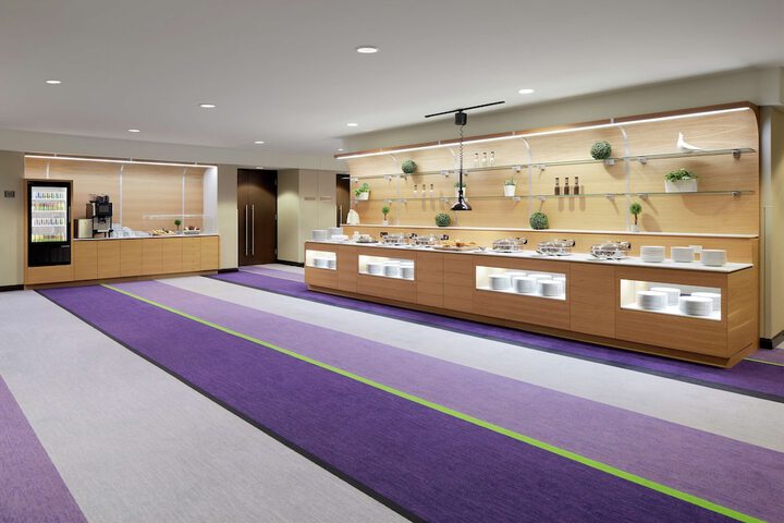 DoubleTree by Hilton Montreal