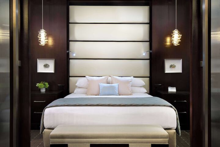 Room 60 of 92