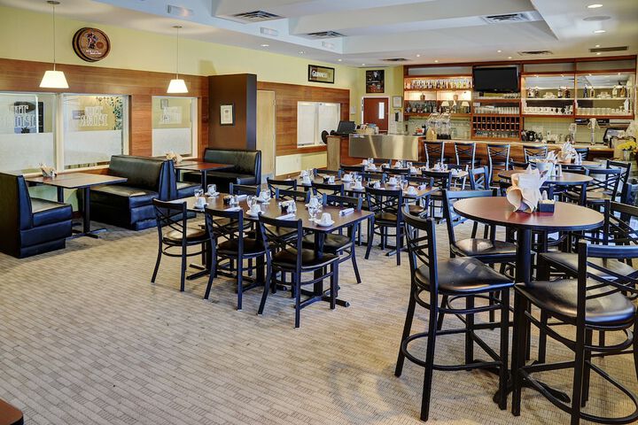 Lakeview Gimli Resort & Conference