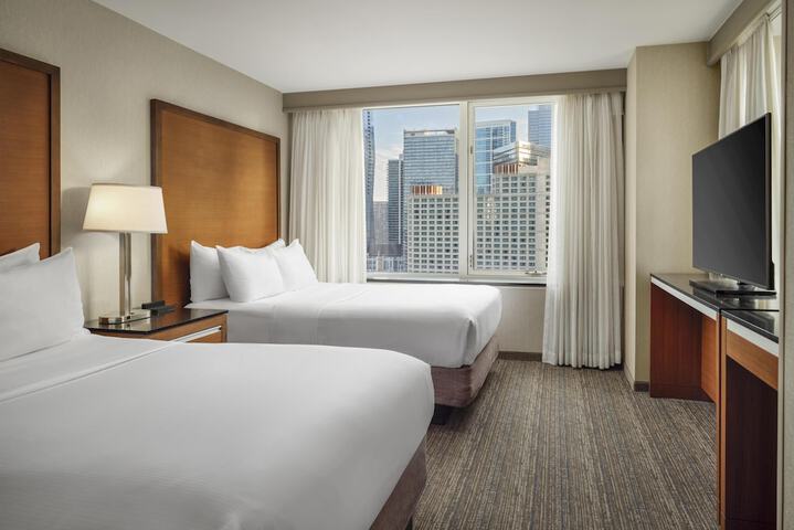 Embassy Suites by Hilton Chicago Downtown Magnificent Mile