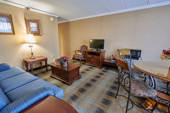 Room 17 of 41
