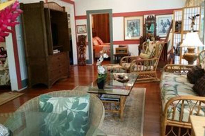 Haiku Plantation Inn Bed & Breakfast