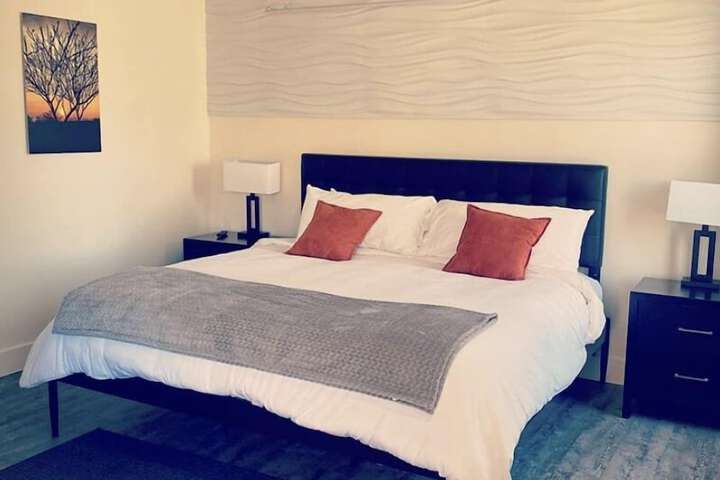 Room 27 of 36