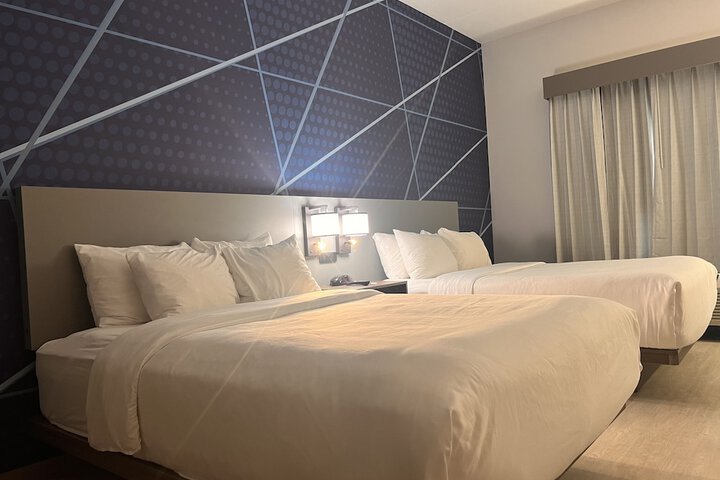 Room 26 of 74