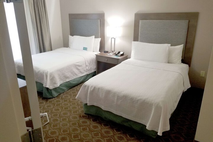 Room 11 of 29