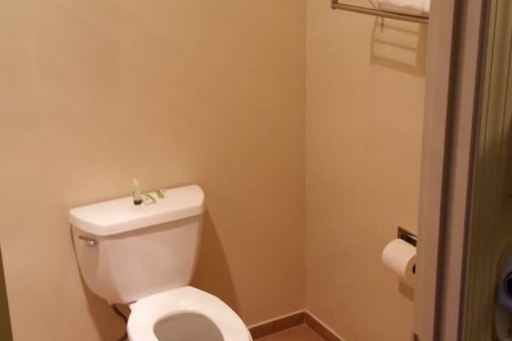 Room 8 of 15