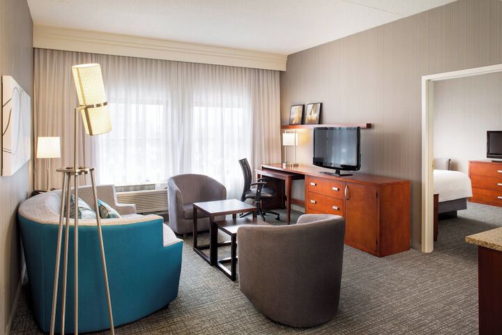 Courtyard by Marriott Providence Downtown
