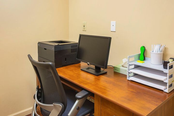 Business Center 38 of 38