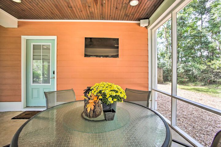 Waveland Family House 4-minute Drive to the Beach
