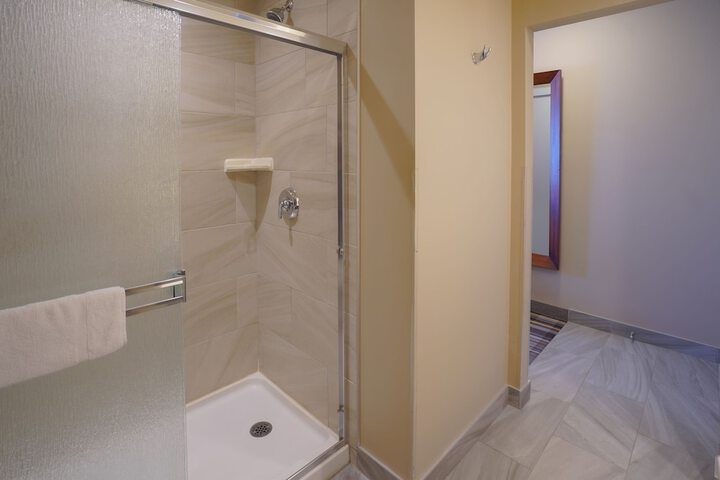 Fairfield Inn & Suites by Marriott Airdrie