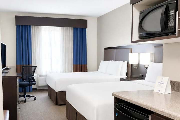 Holiday Inn Express & Suites Glenpool-Tulsa South by IHG