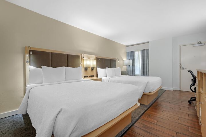 Best Western Plus South Coast Inn