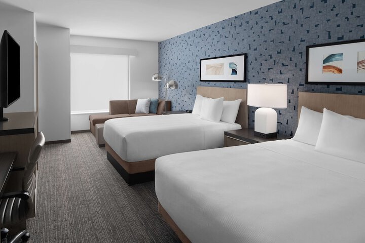 Room 16 of 50