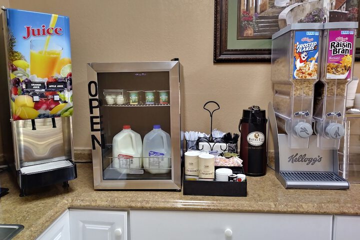 Breakfast/Coffee Service 8 of 8