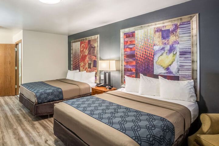 Econo Lodge Waupaca
