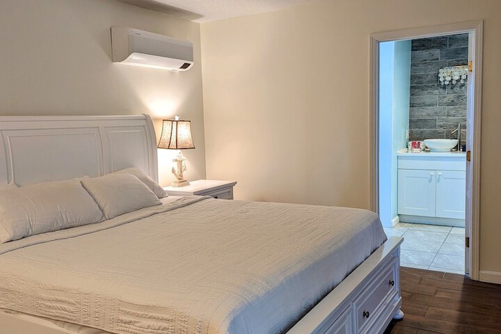 Room 25 of 105