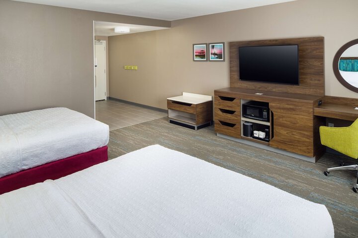 Room 9 of 15