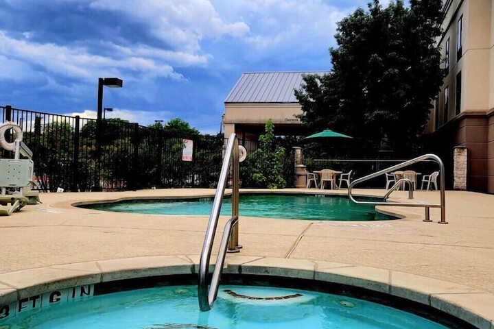Pool 4 of 48