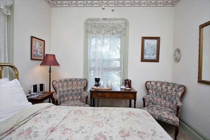 Bradford Place Inn & Gardens