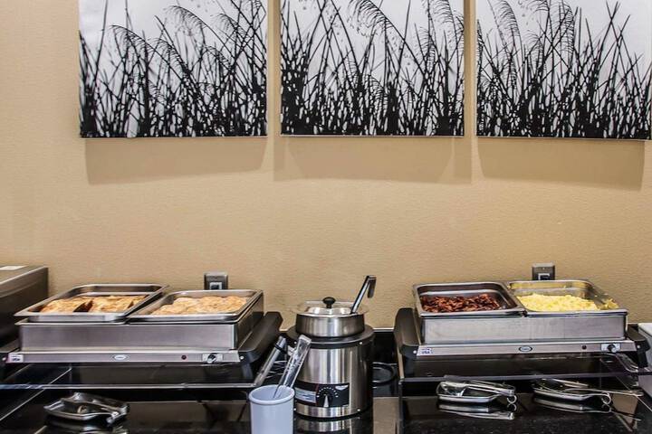 Breakfast/Coffee Service 54 of 65