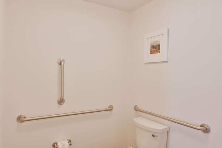 Room 30 of 43
