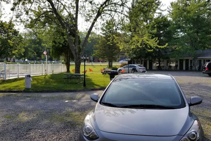 Property Grounds 42 of 55