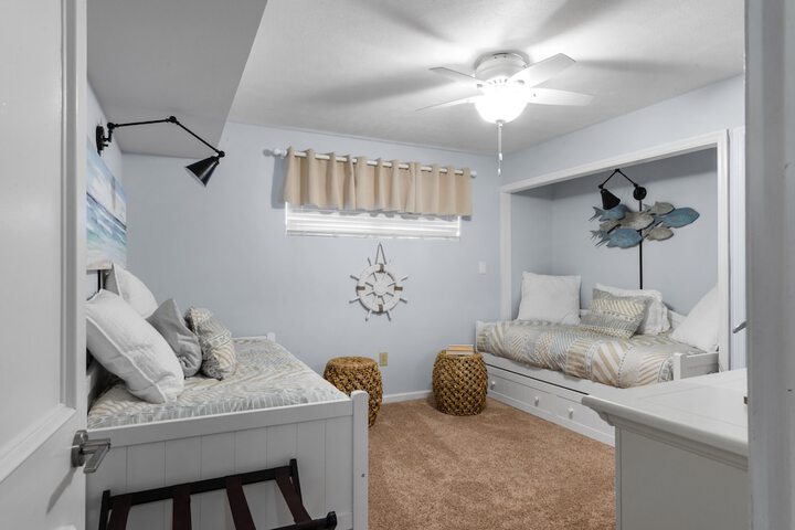 Room 38 of 63