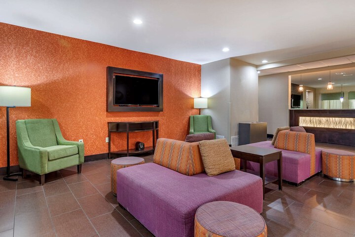Hotel Interior 9 of 44