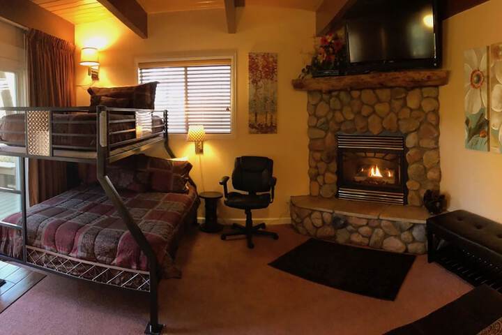 Room 27 of 39