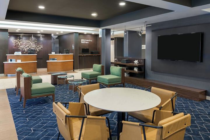 Hotel Interior 16 of 39
