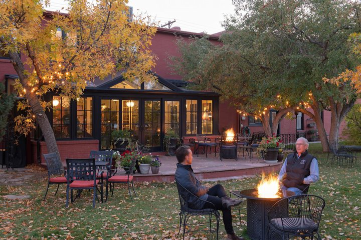 Chamberlin Inn Cody
