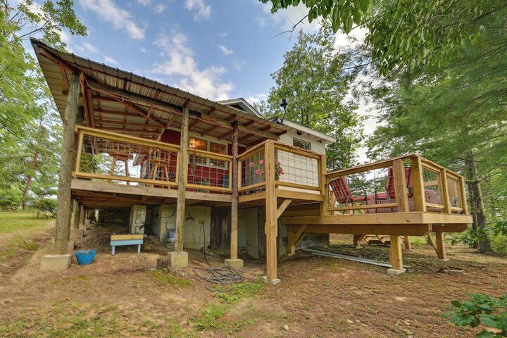 Cozy Beattyville Cabin w / Fire Pit