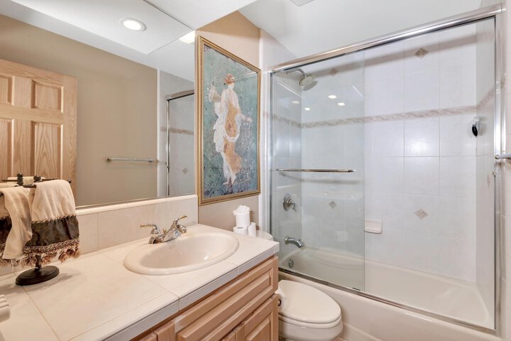 Lx10: Lake View Jewel Estate With Pool Table