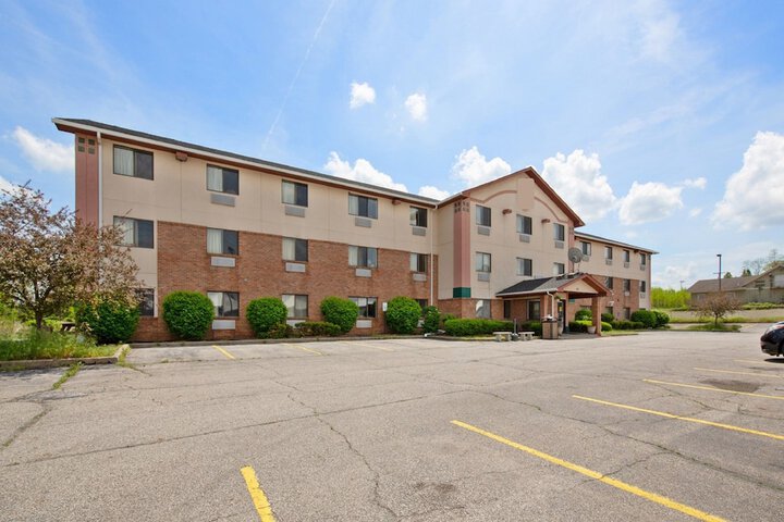 Hotel 3 of 48