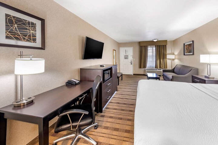 Best Western Country Inn