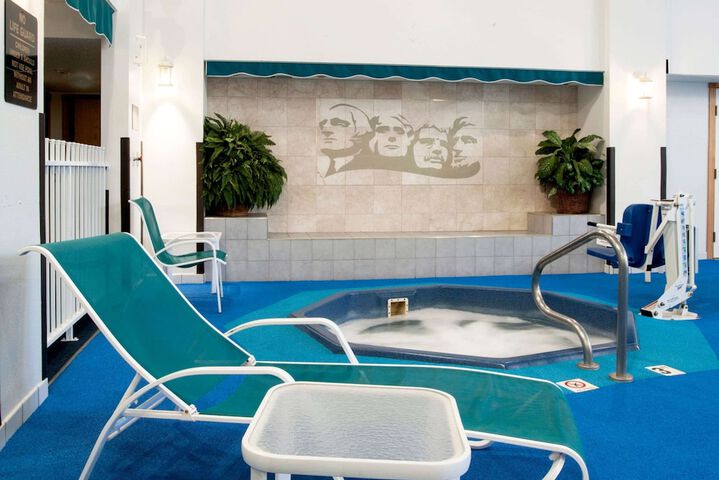 Ramada by Wyndham Keystone Near Mt. Rushmore