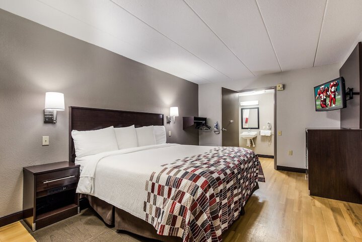 Room 14 of 26