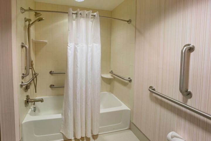 Hilton Garden Inn Buffalo Downtown