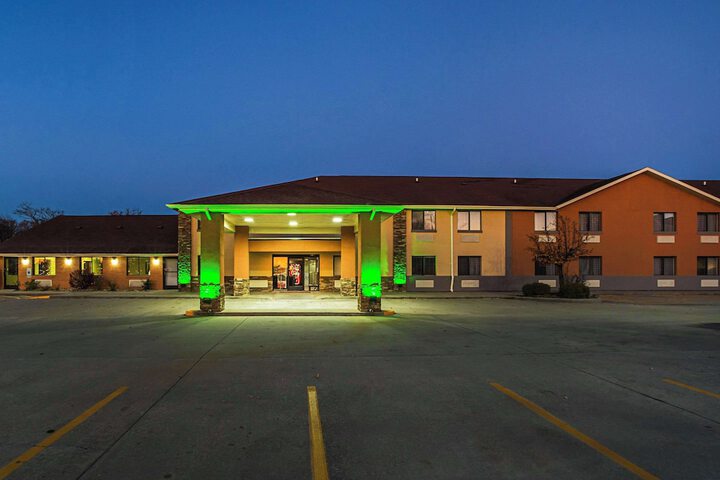 Hotel 5 of 60
