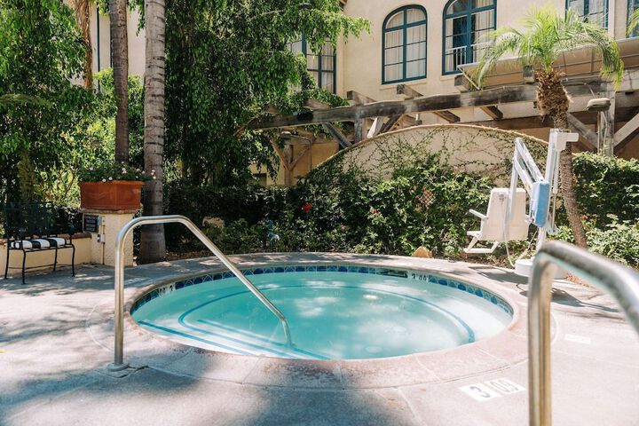 Pool 7 of 75
