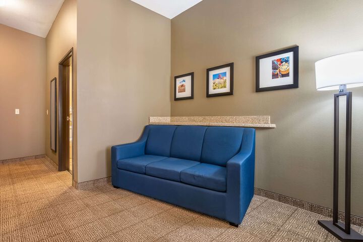 Comfort Suites Gallup East Route 66 and I-40