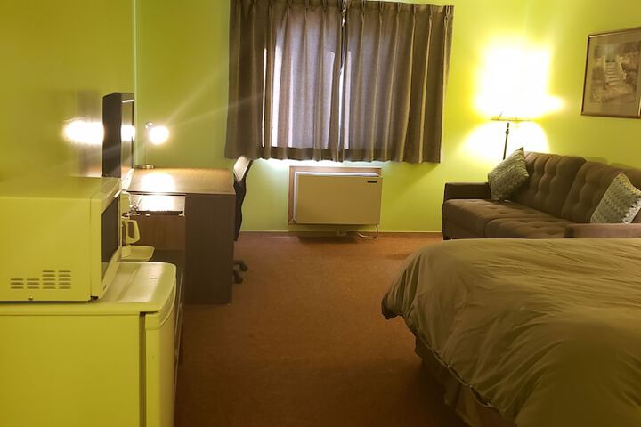 Room 42 of 55