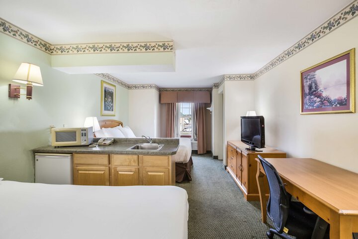Room 22 of 26