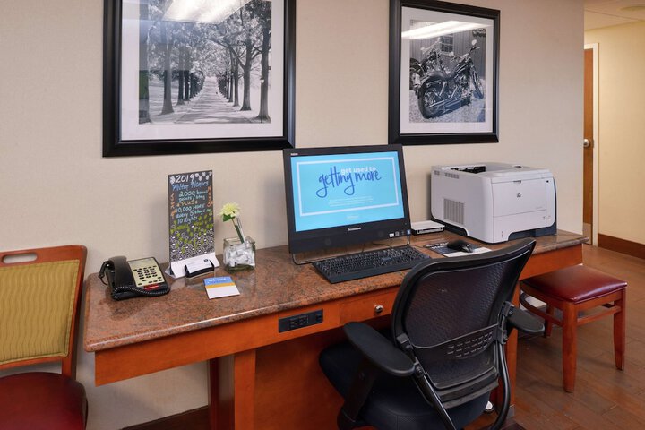 Business Center 48 of 49